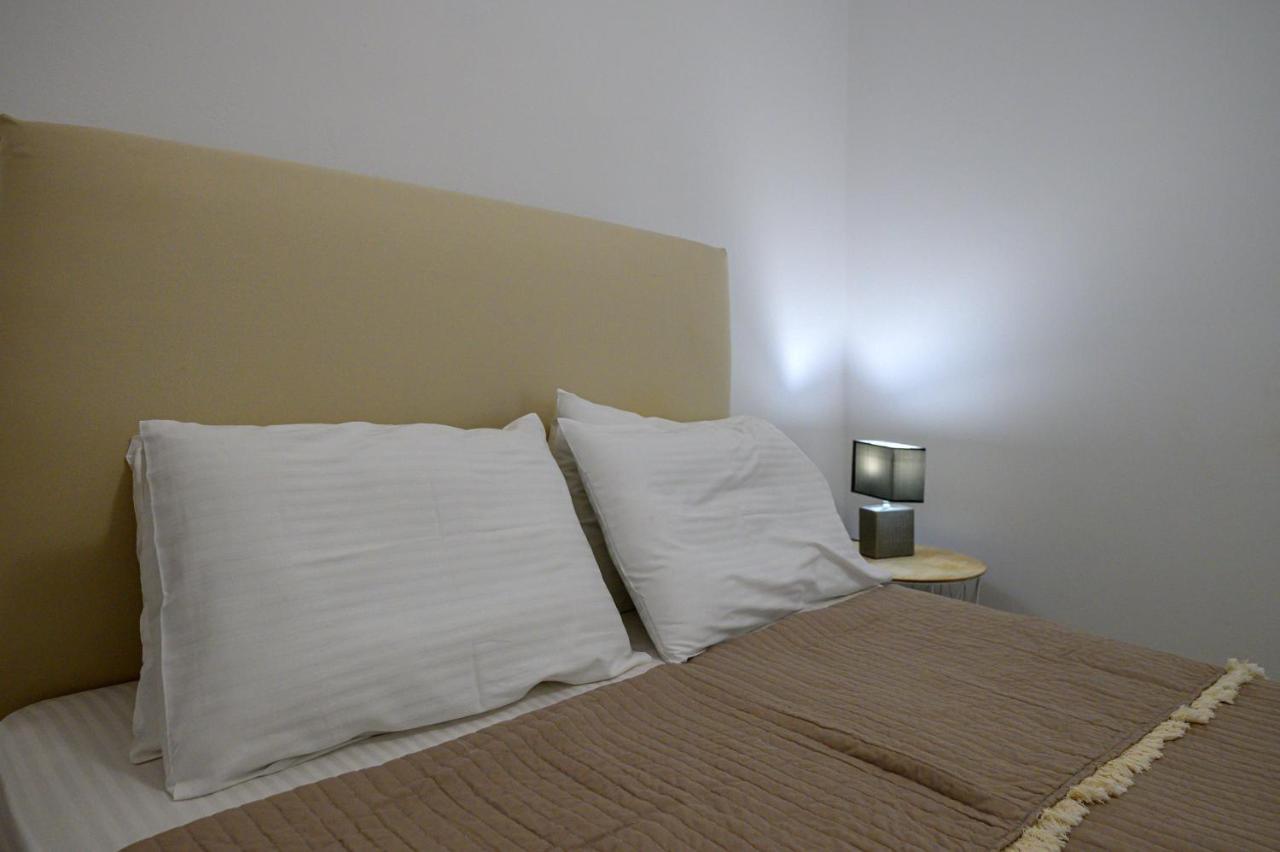 5 Meters From The Beach Chrani Bagian luar foto